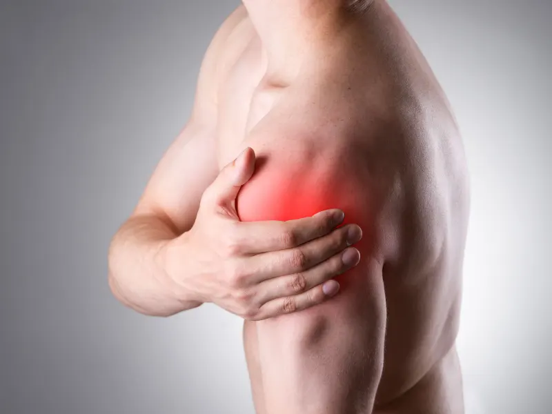 Shoulder Pain Treatment Near Me in Fargo, ND. Chiropractic Exam For Shoulder Pain Relief.